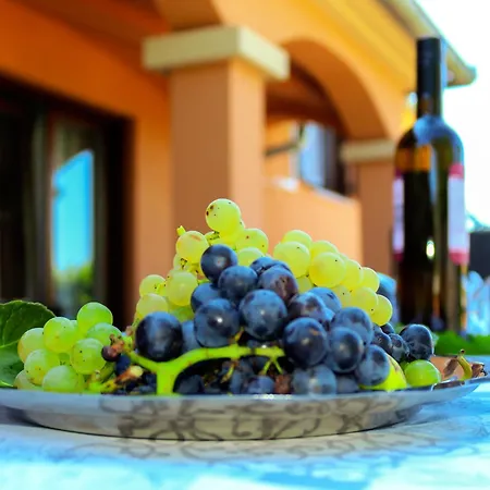 Holiday House St. Marina * Pula