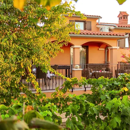 Ferienhaus Holiday House St. Marina